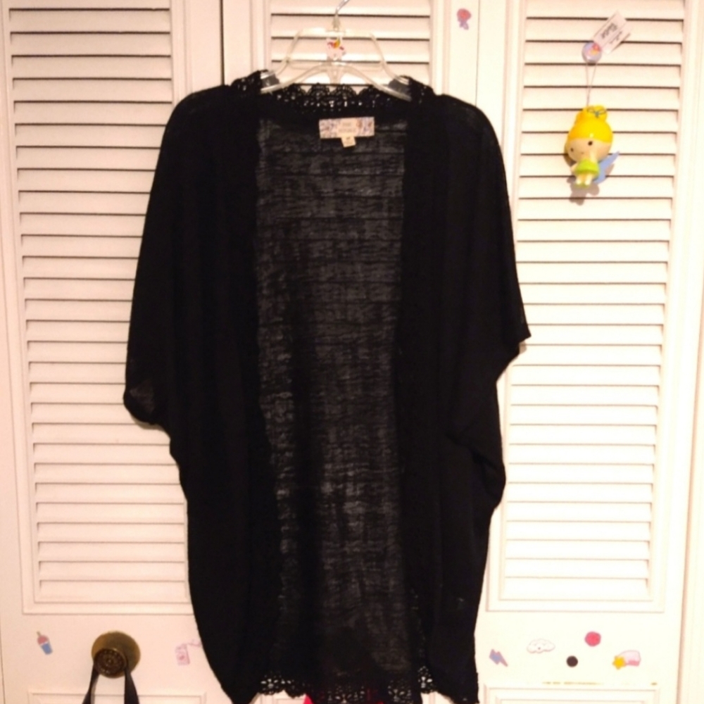 Pink Republic 🌸 Black lace Cardigan